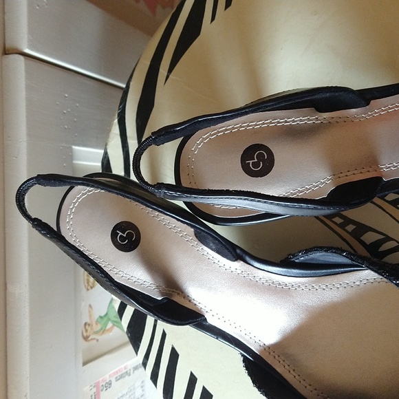 NIB dressbarn woven black and cream slingbacks Sz 8.5 - Picture 2 of 8